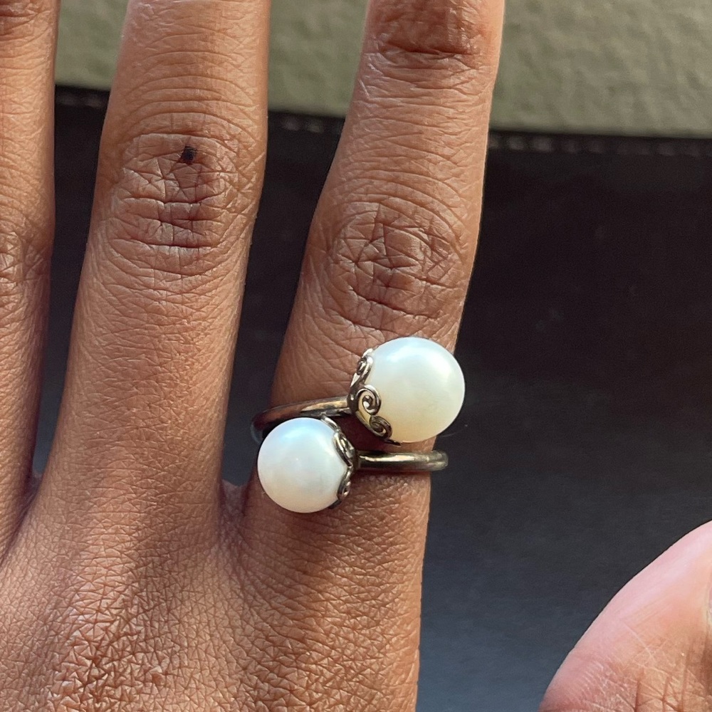 Tiffany & Co. Limited Edition Pearl Bypass Ring